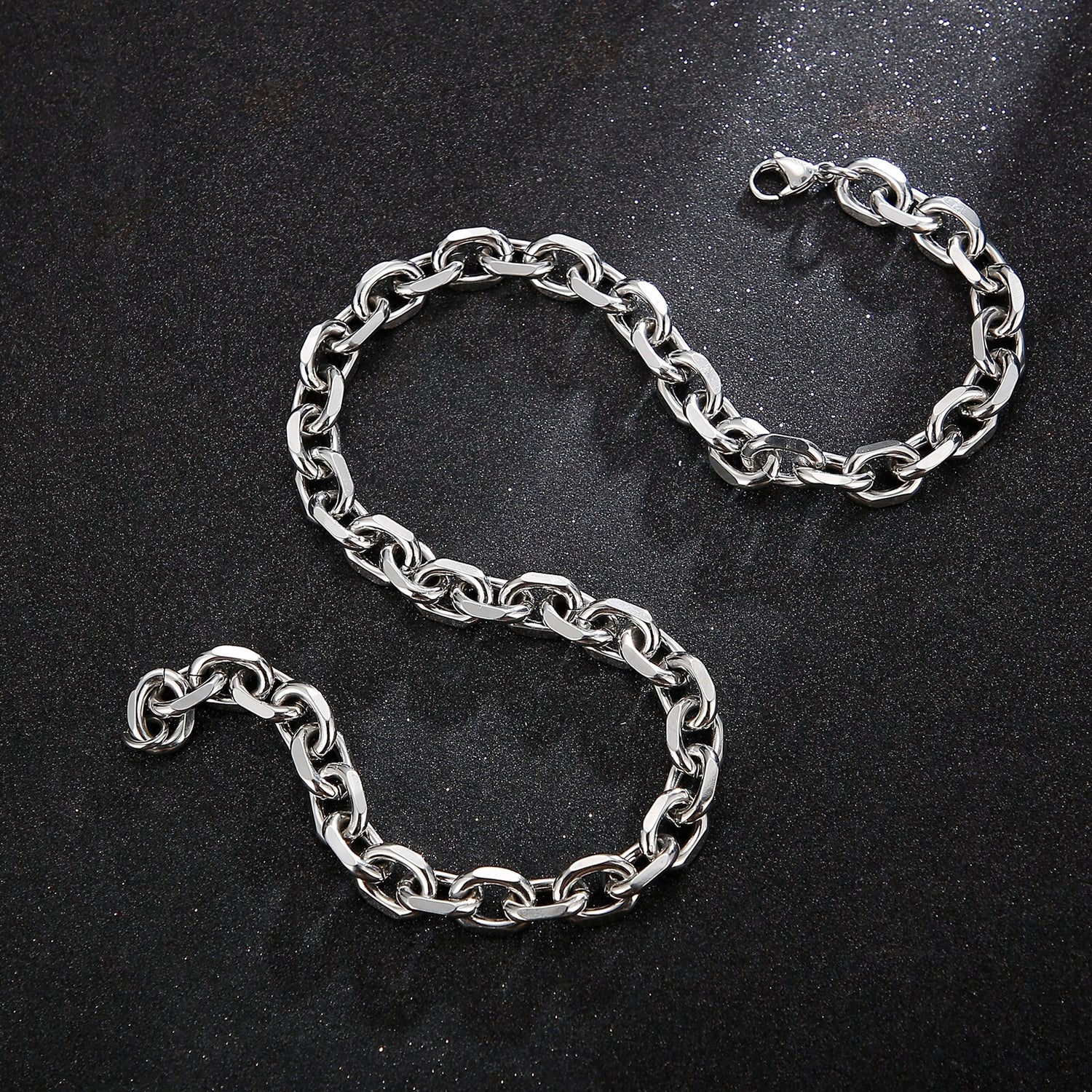 O Link Chain Necklace