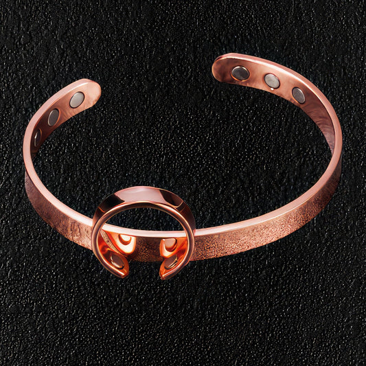 Brazalete y anillo de cobre minimalista