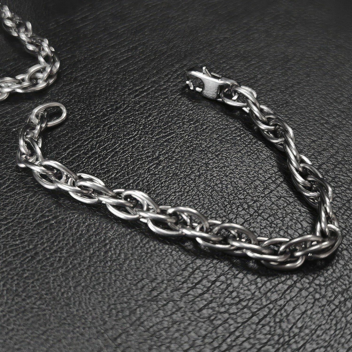 Titanium Twist Link Chain Bracelet