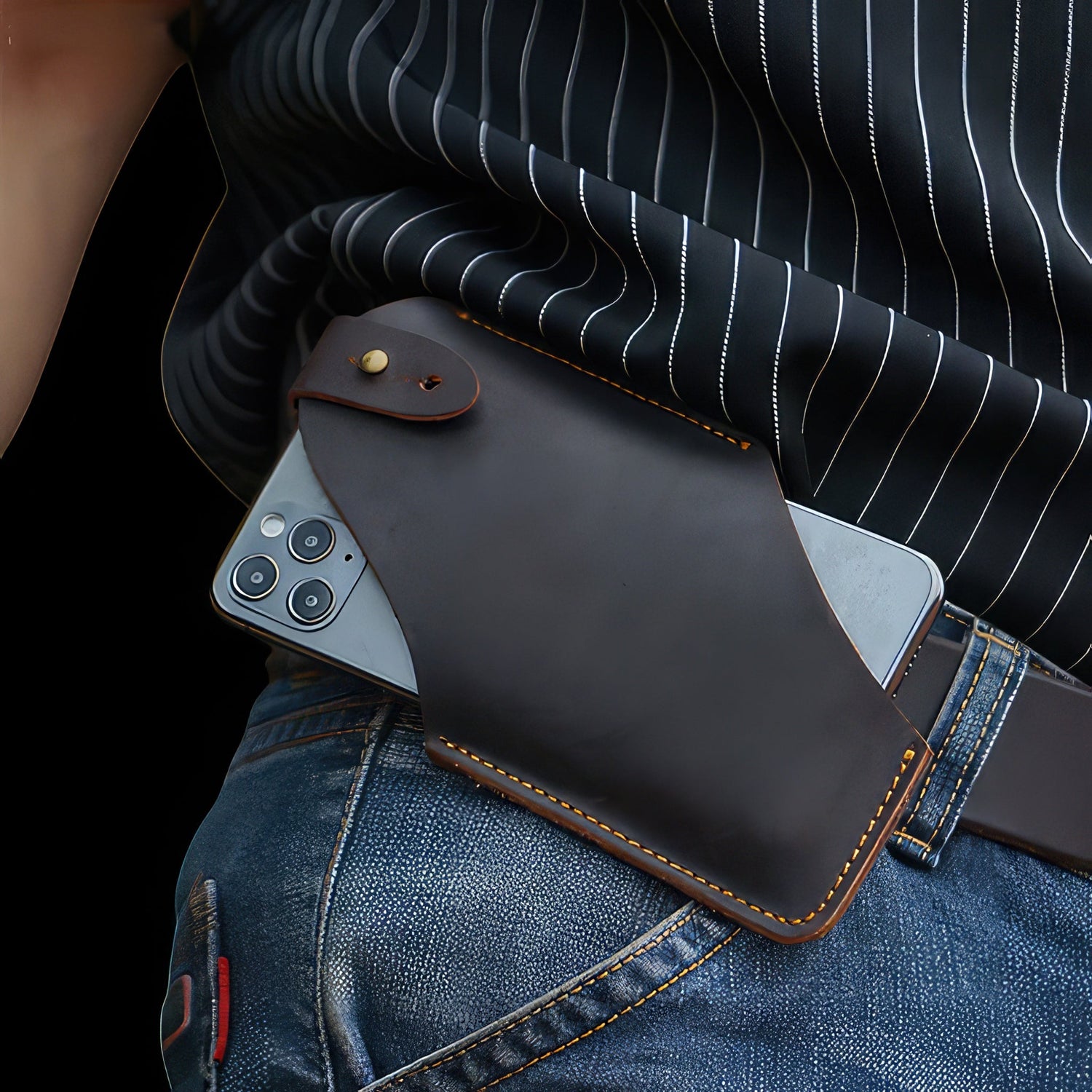 Simple Leather Phone Holster