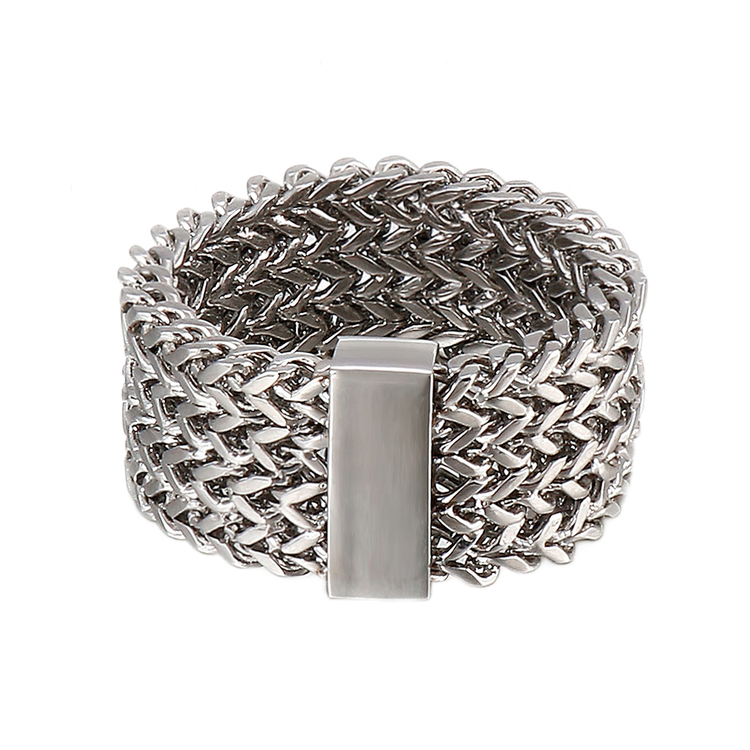 Silver Herringbone chain link style ring.