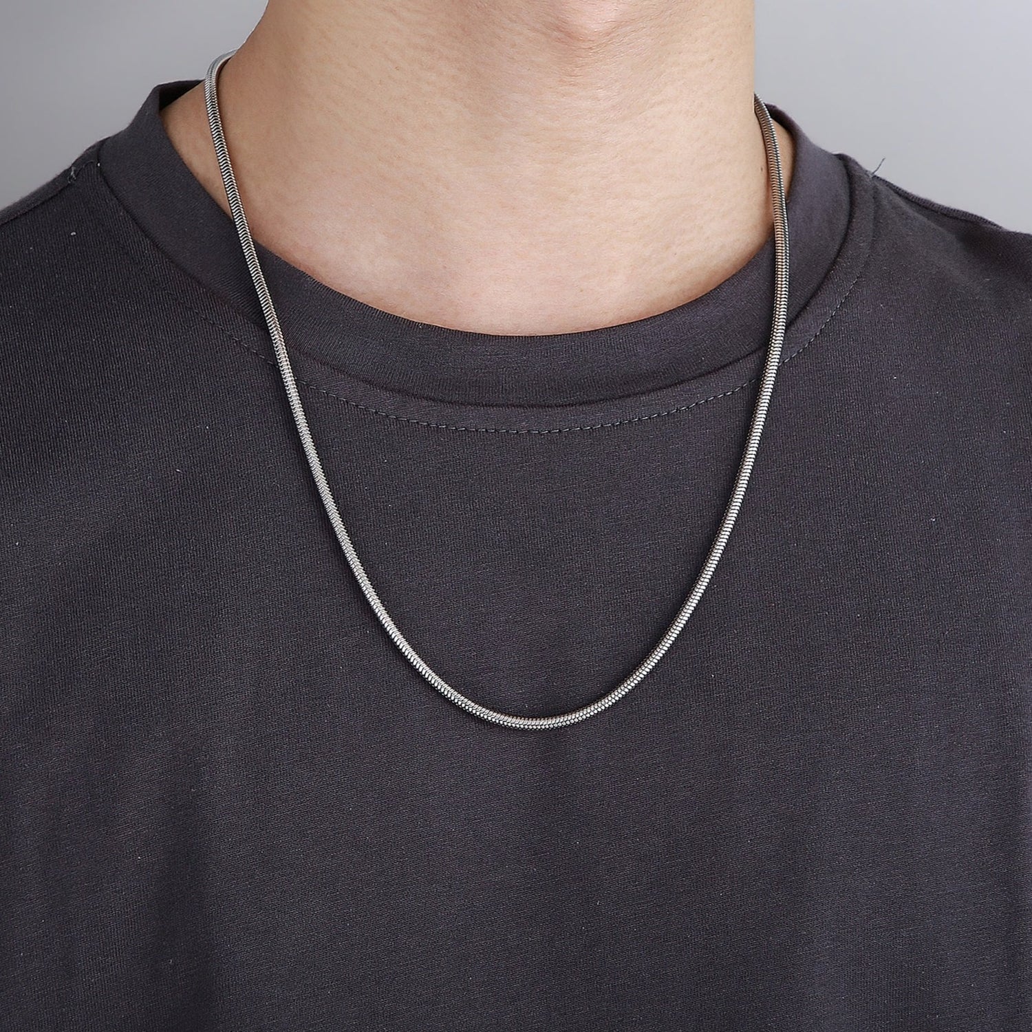 Zuringa mens snake chain necklace