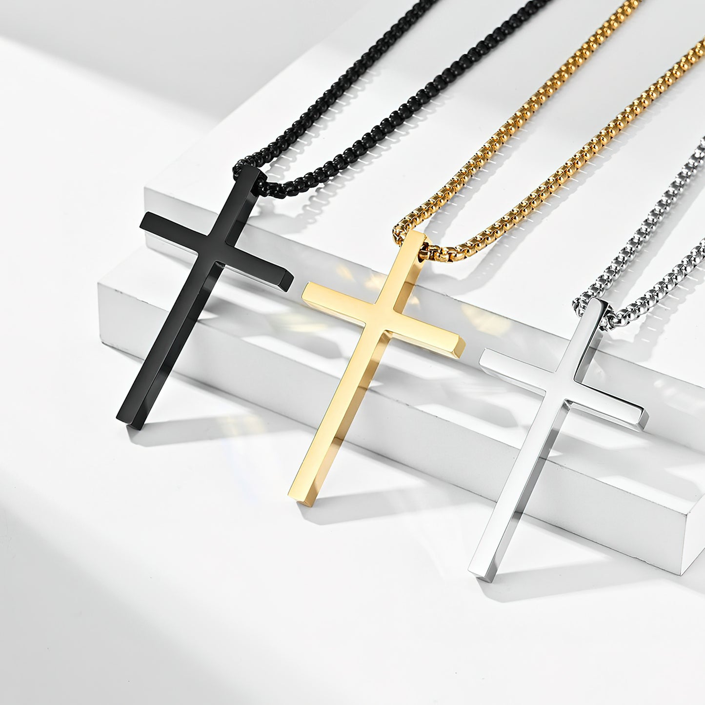 Minimal Cross Necklace