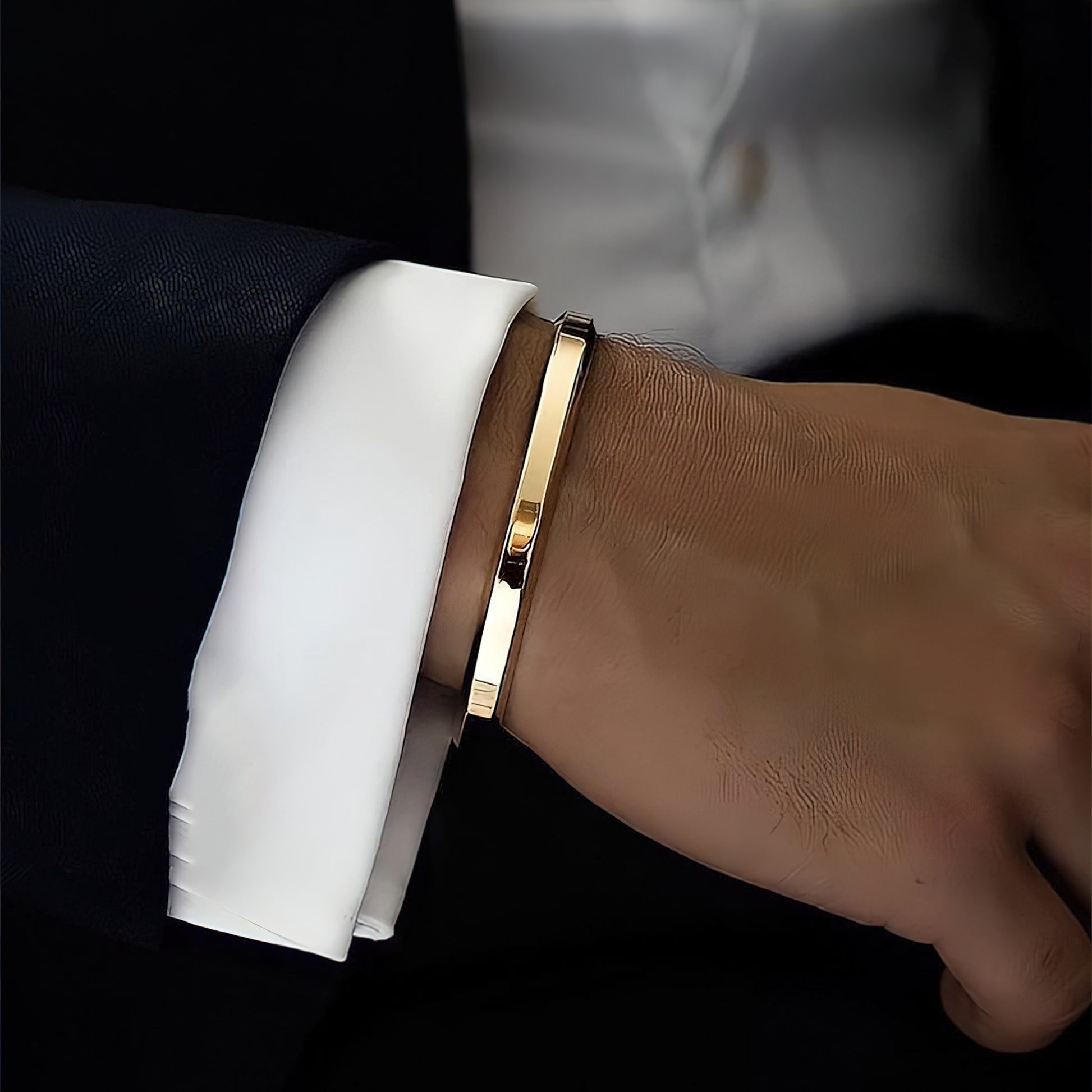 Men's Minimalist Bangle