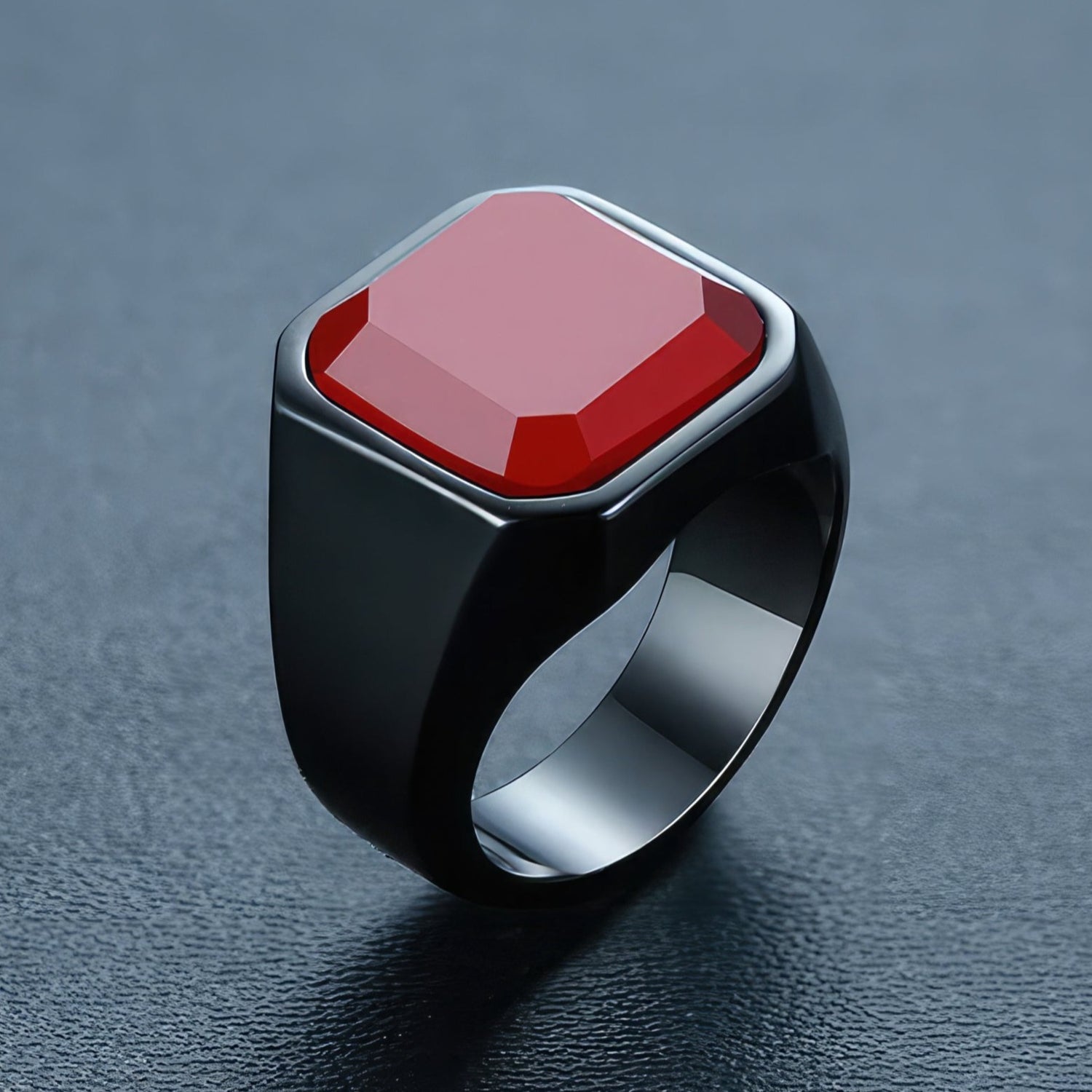 Zuringa men's blood red crystal ring